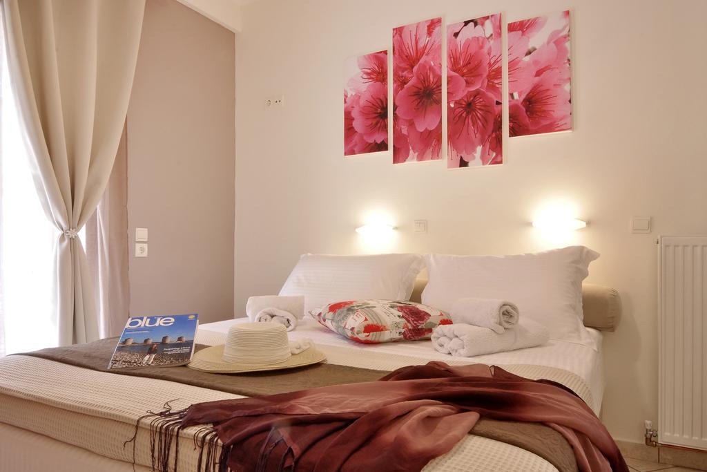 Rolandos Apartments Άγιος Γόρδιος Εξωτερικό φωτογραφία