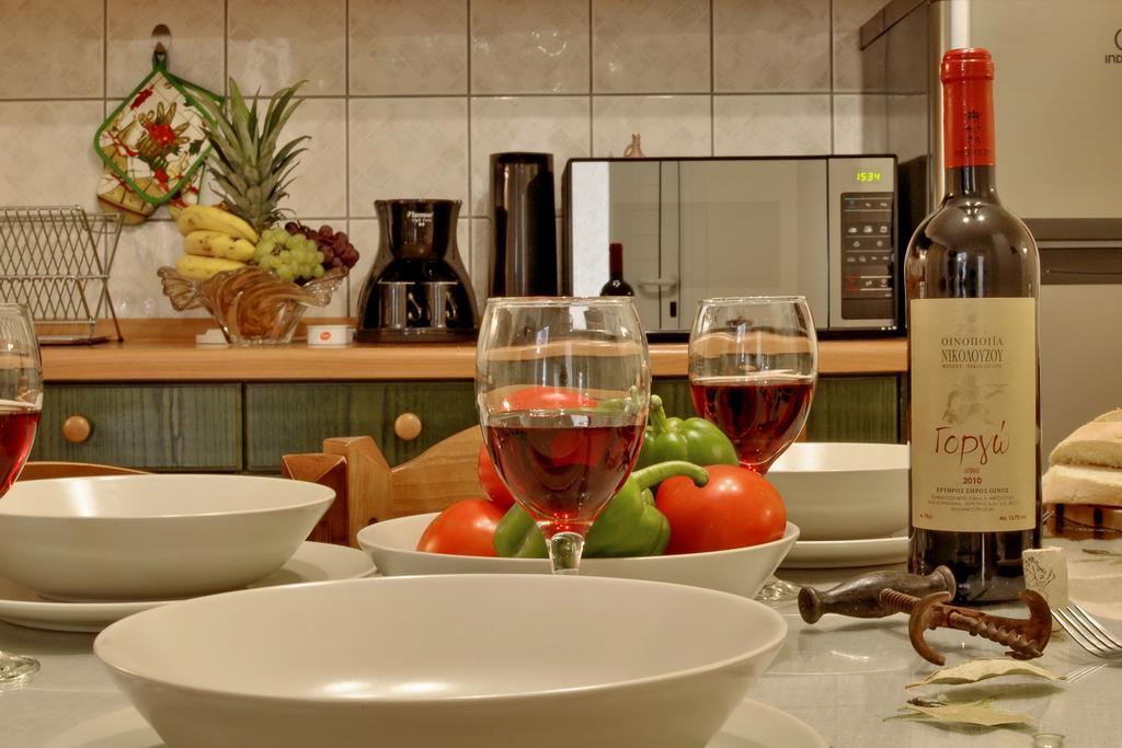 Rolandos Apartments Άγιος Γόρδιος Εξωτερικό φωτογραφία